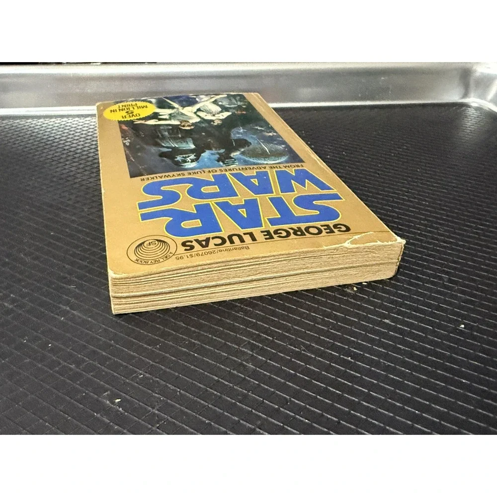 STAR WARS‎ 1977 novel by George Lucas paperback